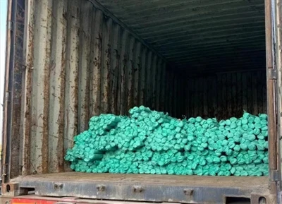 22,6 tonų 303 nerūdijančio plieno apvalios juostos pakrovimas